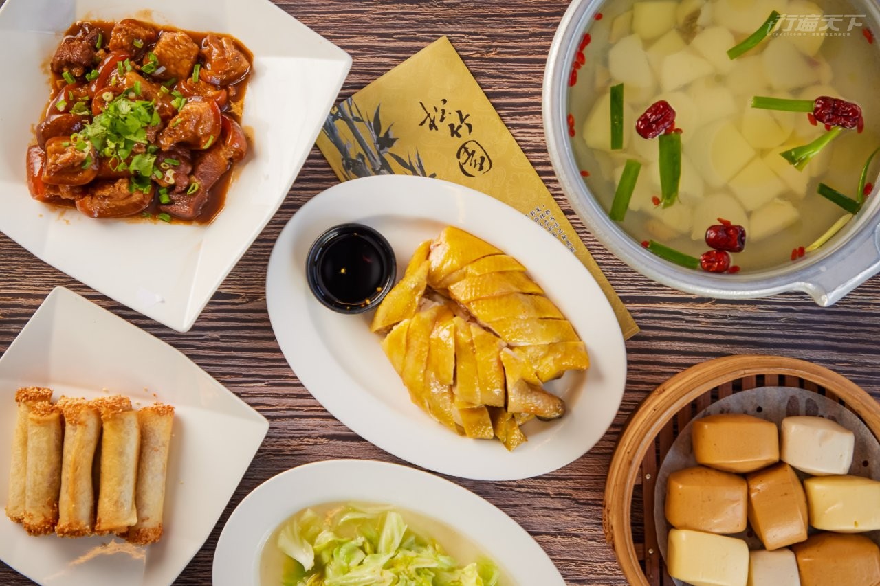 ▲白斬雞油香肉嫩、古早味滷肉超下飯,更不可錯過地產食材高麗菜與山藥湯,最後以香酥芋頭卷做甜點收尾好滿足。