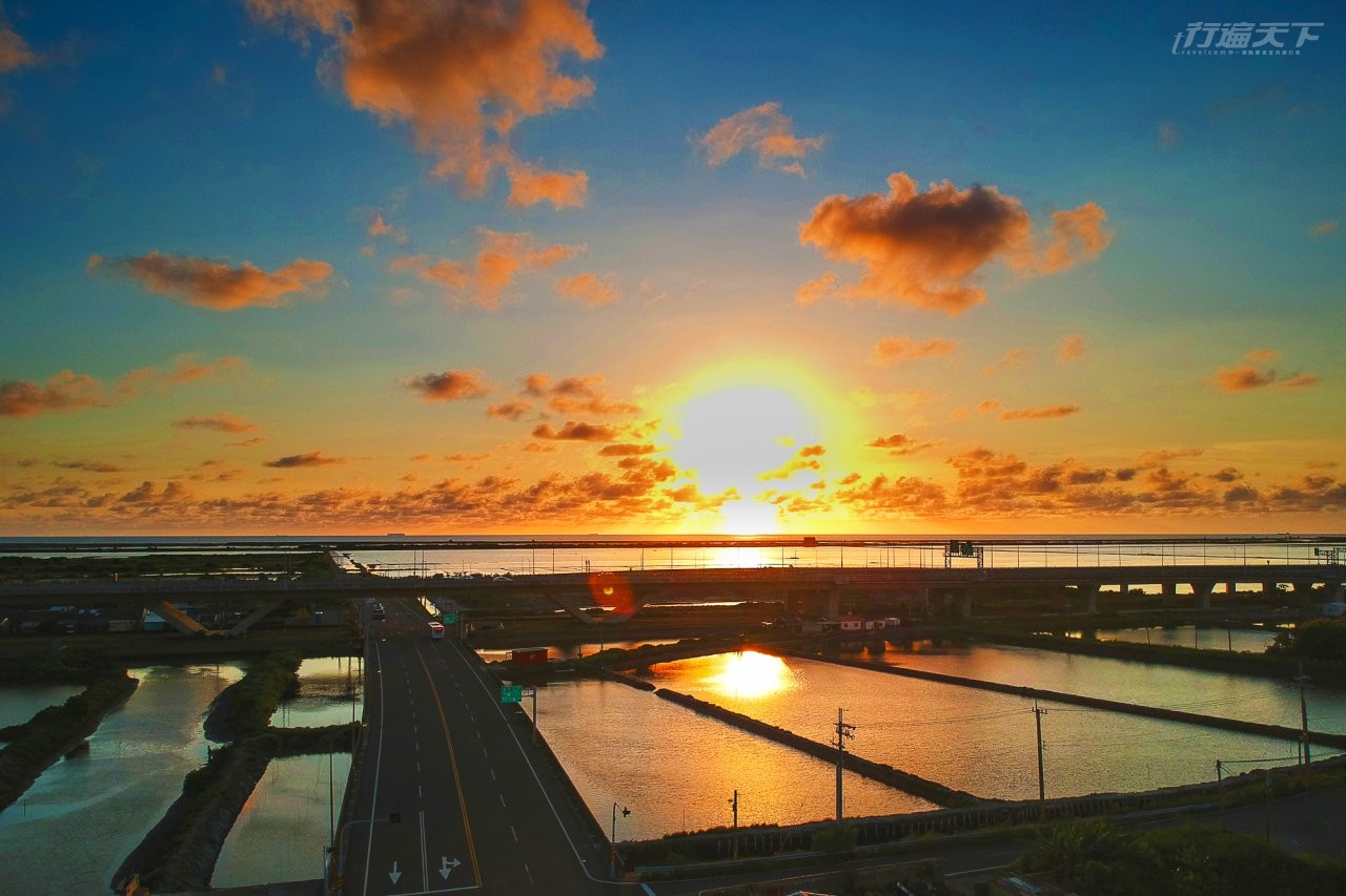 ▲穿越台南西部濱海區域的台61線西濱快速道路,能欣賞到最親近南台灣濱海風光。