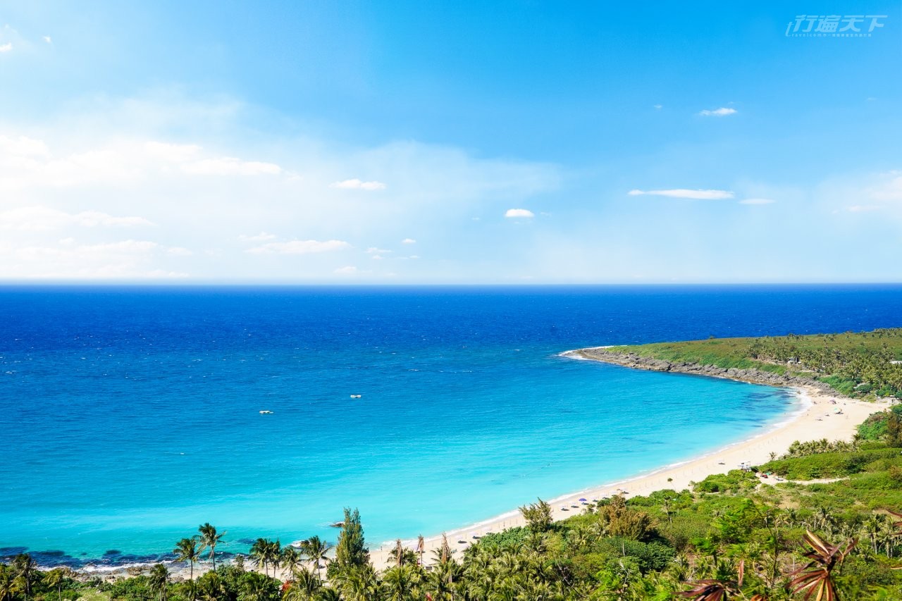 ▲關山日落映在心型海灣是在莊園住宿才能守候最佳時間見到的驚喜美景。(圖/嵐翎白砂渡假莊園提供)