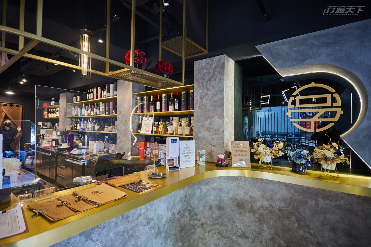 ▲享鍋酒館是火鍋店又是餐酒館,店內調酒、台式精釀啤酒都很厲害。