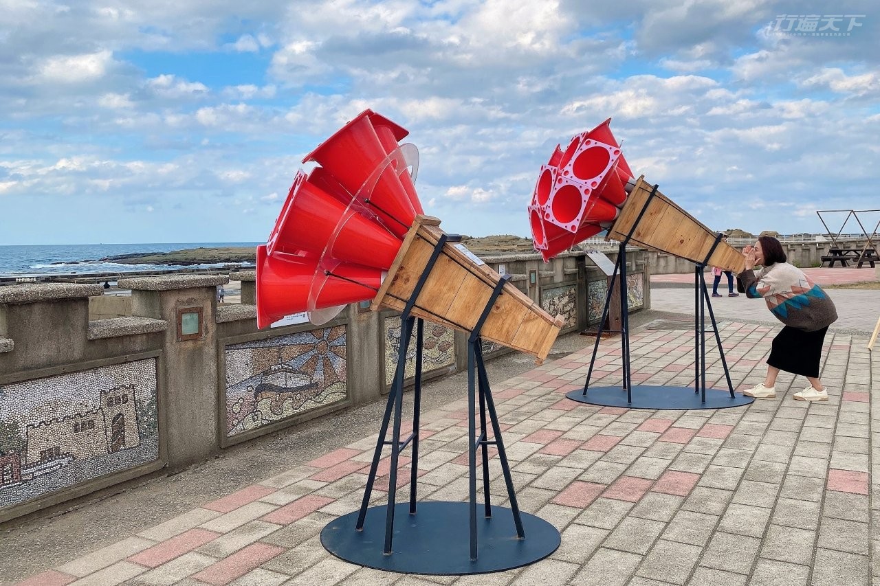 ▲和平島「掀風潮」活動的亮點之一包括「掀開壞心情大聲公互動裝置」。