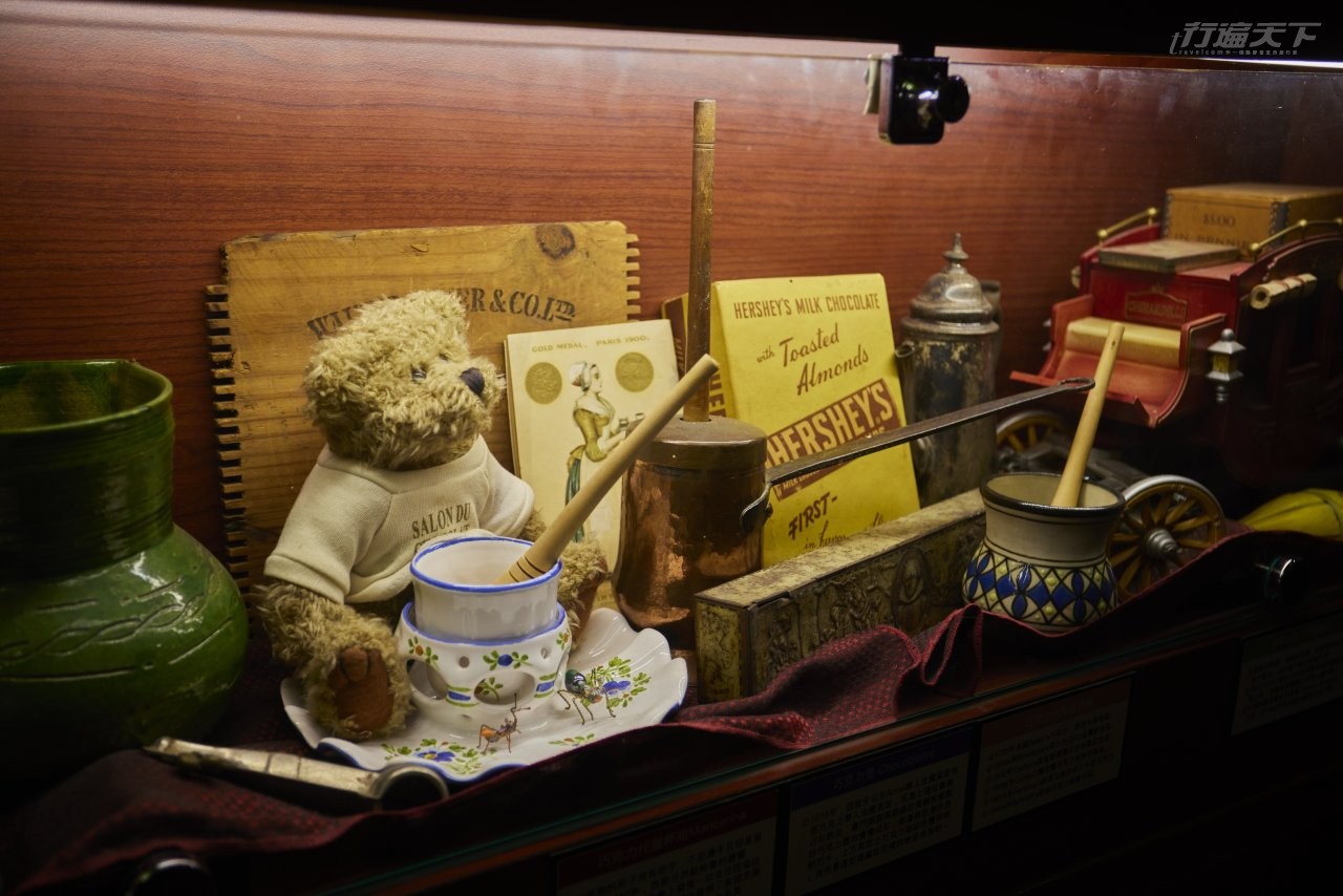 ▲來自全世界的巧克力器皿收藏品。