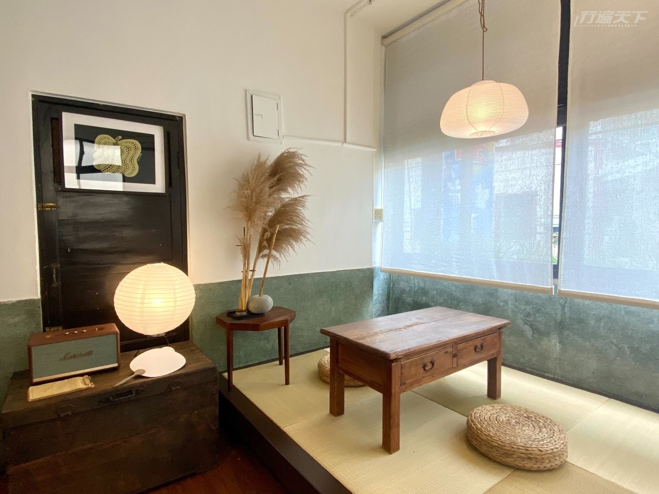 ▲以復古物件妝點老屋空間的「穀谷」,有許多氣氛角落。