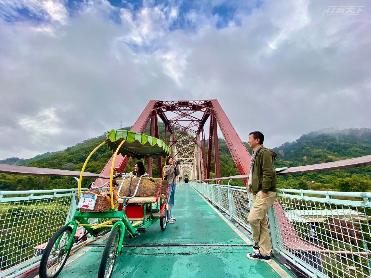 ▲循著后豐鐵馬道迎風而騎,會貫穿9號隧道、花梁鋼橋,沿途景色優美。