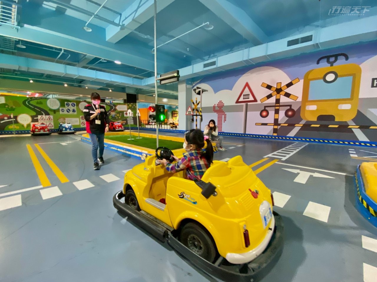 ▲在麗寶國際賽車場也可以讓小朋友體驗兒童賽車的有趣課程。