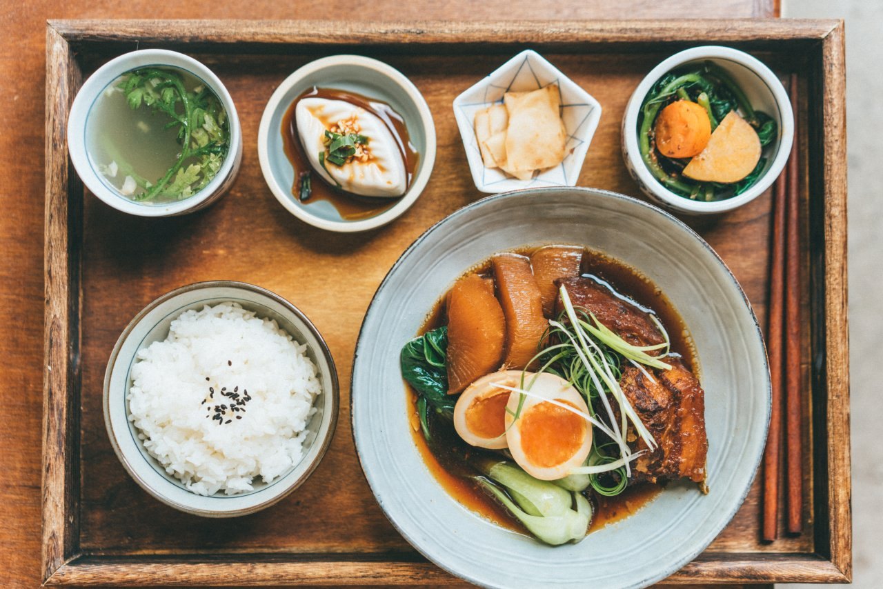 ▲私房港口茶滷肉定食,味美下飯!(圖片提供:城東大院子)