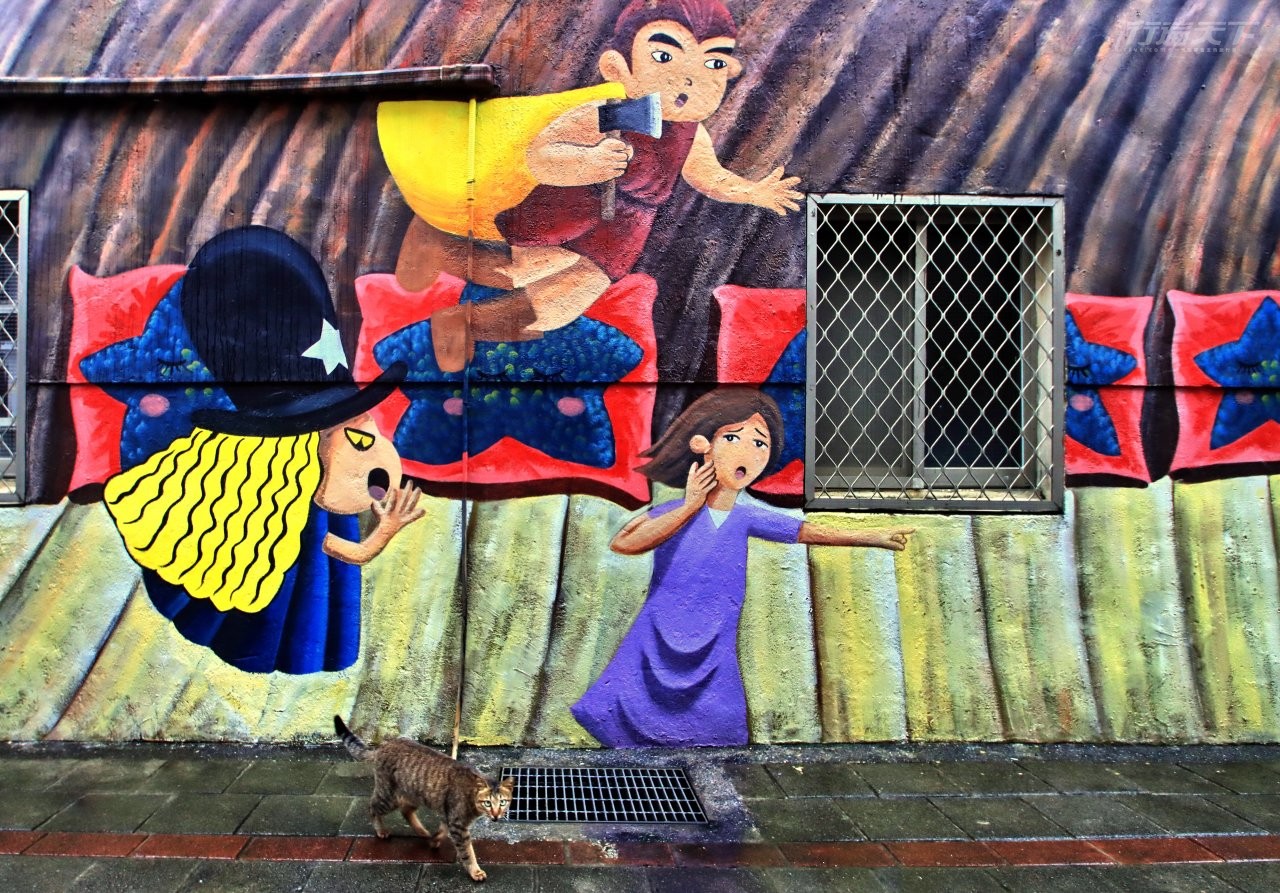 ▲畫作有故事性，可細細品味駐足。