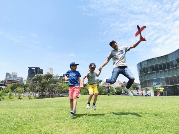 台北,寶寶溫,熊猴森,三重,喜來登大飯店,臺灣博物館鐵道部,中國信託文薈館,南港公園